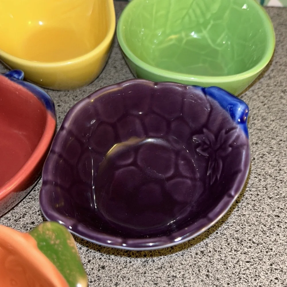 English set of 5 fruit ceramic pinch bowls